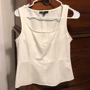 White tank, Size L